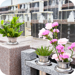 大阪府守口市の長福山「本性寺」ならクリスタルのお墓も選べる